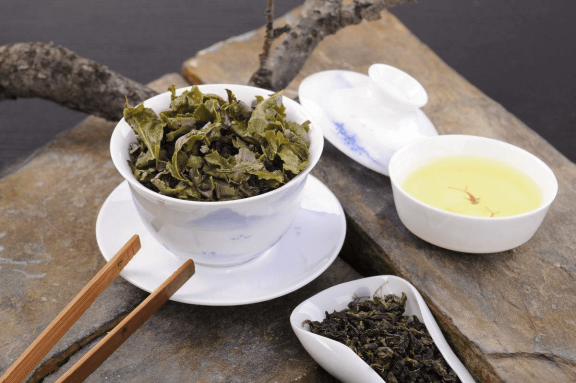 What Are the Benefits and Taboos of Tieguanyin Tea?