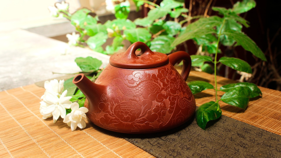 How to Season a Purple Clay Teapot? Awaken the Aroma and Begin Your Tea-Tasting Journey