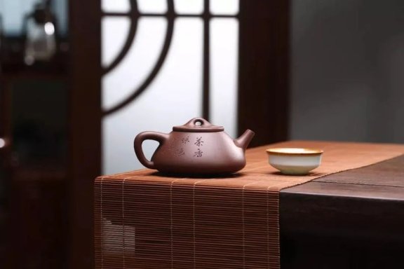 Nourishing a Teapot: Is it Good to Leave Tea Leaves and Infusion in the Pot Overnight?