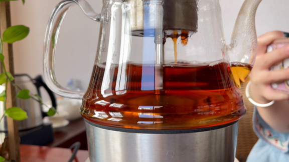 Should You Discard the First Infusion When Brewing Tea?