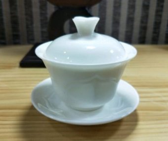 Pros and Cons of Brewing Tea with Porcelain Ware