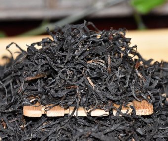 How to Brew Ancient Tree Black Tea