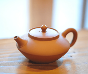 A Comprehensive Guide to Initiating and Nourishing Your New Teapot, Making Your Tea Utensil Shine