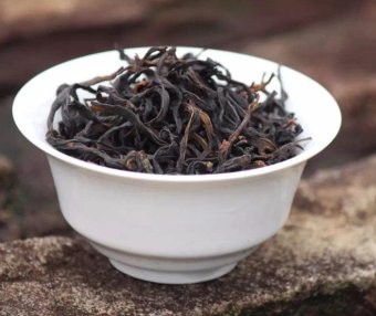 China Fenghuang Dancong (Phoenix Oolong Tea)