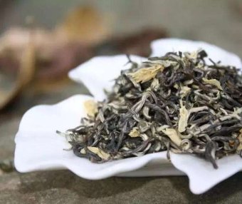 Is it Good to Drink Flower Tea Long-Term?