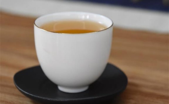 The Benefits, Uses, and Taboos of Black Tea