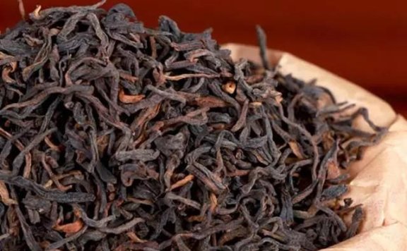 Among the myriad Liubao teas, how do you select a “daily staple tea”?