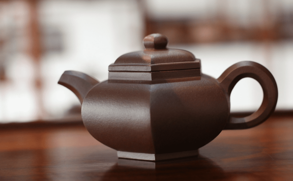 Why Use a Purple Clay Teapot for Tea? Unveiling the Five Major Advantages!