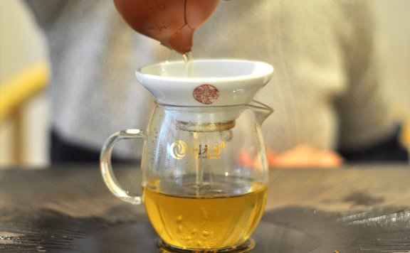 Pu’er Ripened Tea Brewing Method Explained: The Right Way to Enjoy Its Aroma