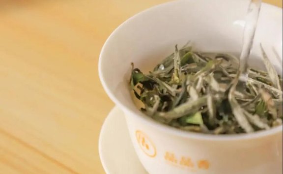 The Processing Technology of Floral-Scented Bai Mudan Tea