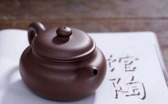 Do you really know how to use a Yixing clay teapot?