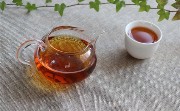 What Should Women Pay Attention to When Drinking Tea?