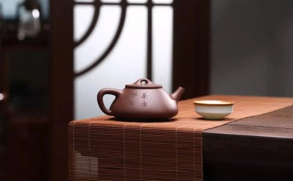 Nourishing a Teapot: Is it Good to Leave Tea Leaves and Infusion in the Pot Overnight?