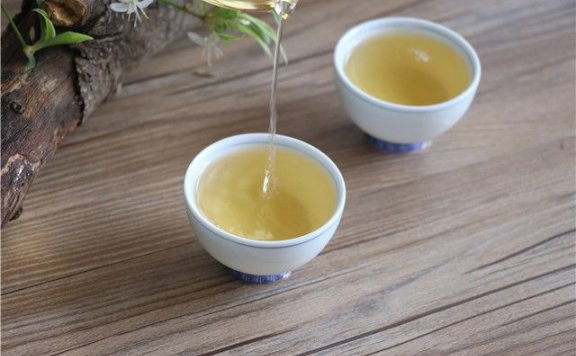 Features of the Ancient Tree Tea from Yi Wu Ban Gong