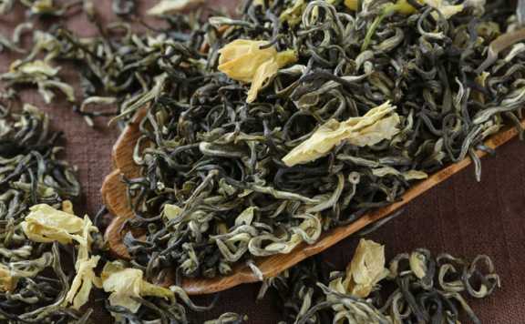 Floral and Reprocessed Teas: A Journey Through Flavors and Crafting Techniques