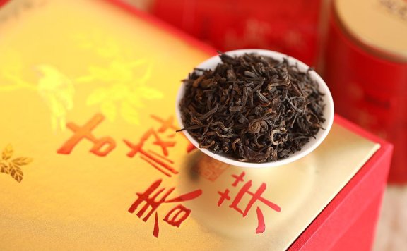 How to Perfectly Brew Yunnan Golden Needle Tea: A Journey of Aromatic Delight