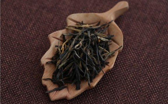 The Benefits and Effects of Fengqing Yunnan Black Tea