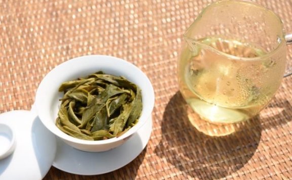 Can stale water be used to brew Pu’er tea? What impact does it have on the taste?