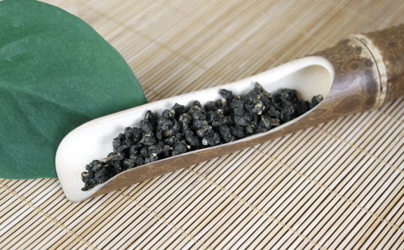 Tieguanyin: What Kind of Tea Is It? An Introduction to This Unique Oolong Tea in One Cup