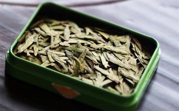 How to Brew Green Tea Best, and How Much Should You Drink Per Day