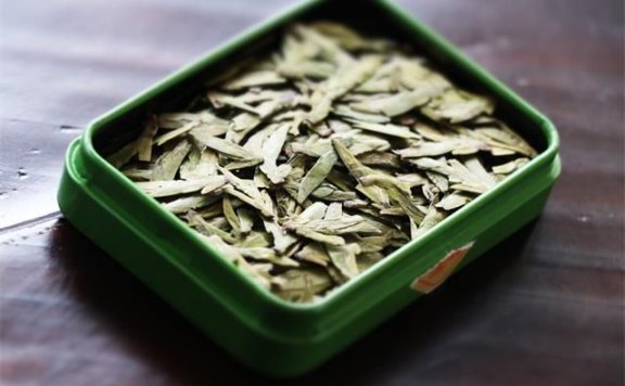 How to Better Prevent Tea from Aging?